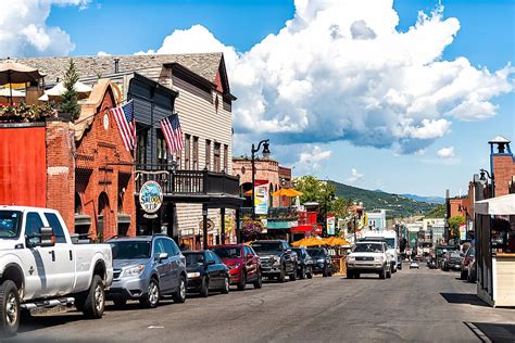 6 Darling Small Towns in the Rockies .